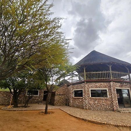 Kaoko Bush Lodge Kamanjab Экстерьер фото