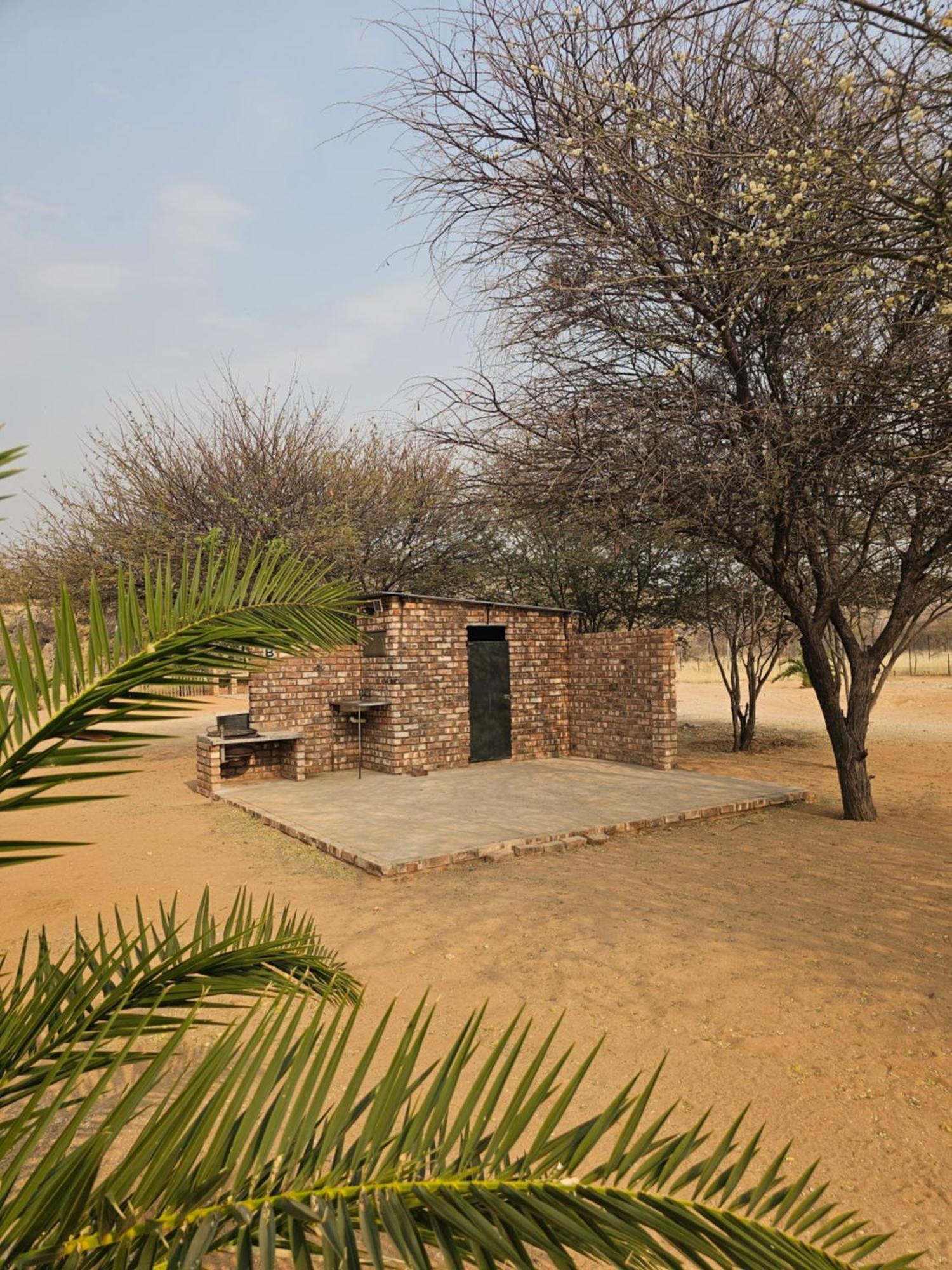 Kaoko Bush Lodge Kamanjab Экстерьер фото