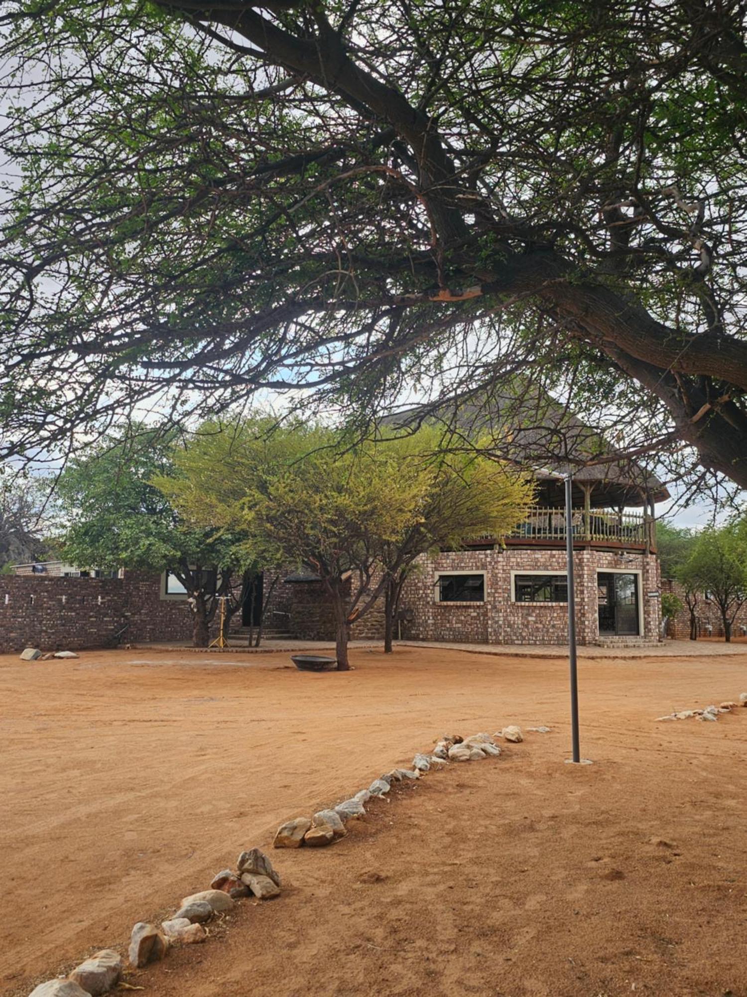 Kaoko Bush Lodge Kamanjab Экстерьер фото