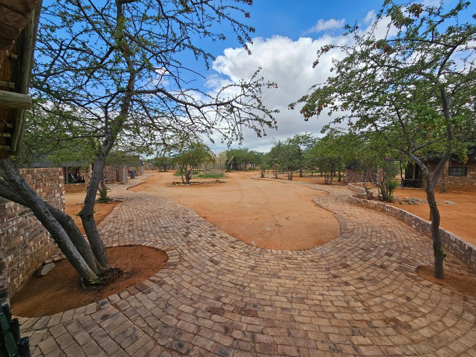 Kaoko Bush Lodge Kamanjab Экстерьер фото
