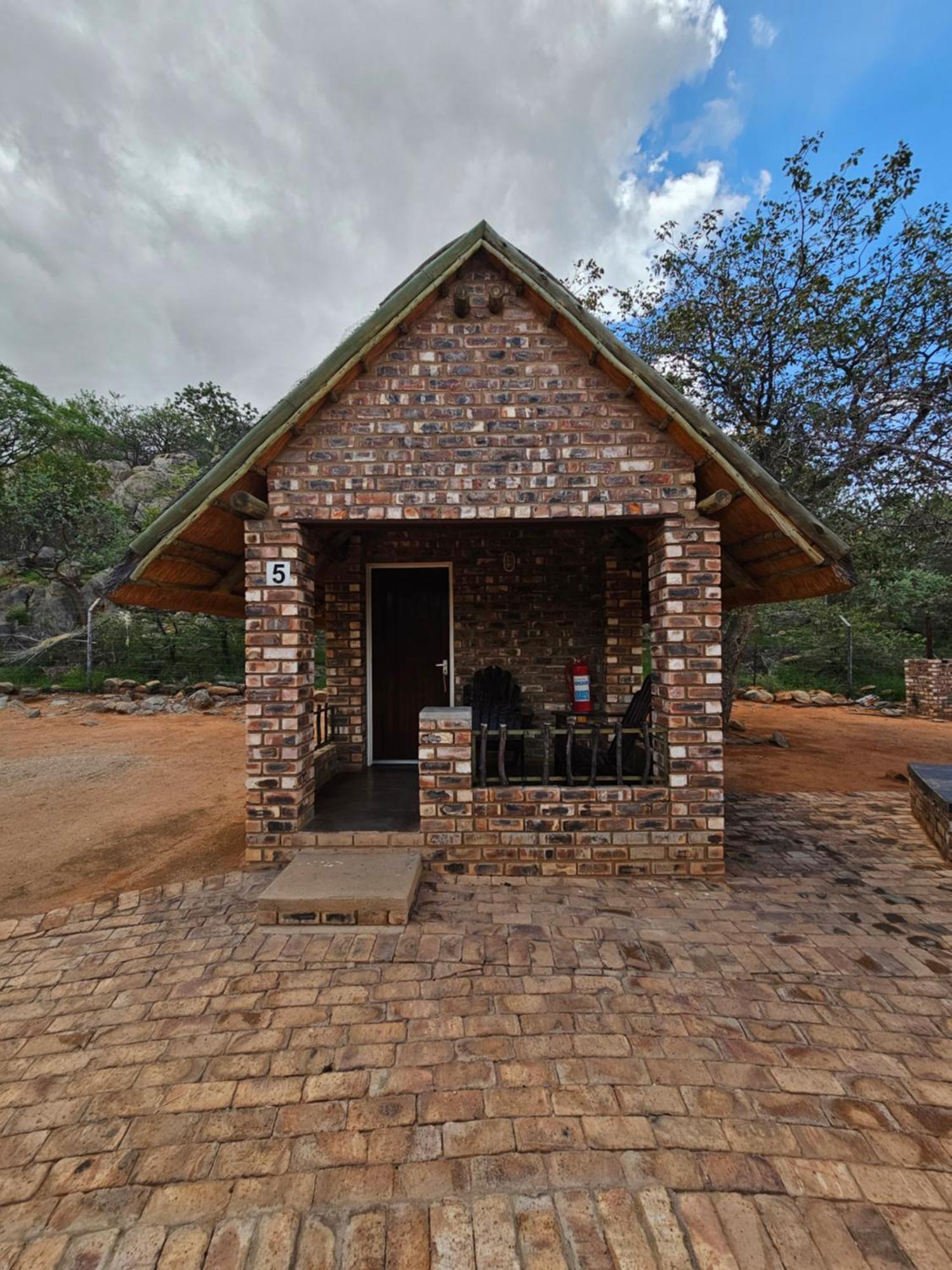 Kaoko Bush Lodge Kamanjab Экстерьер фото