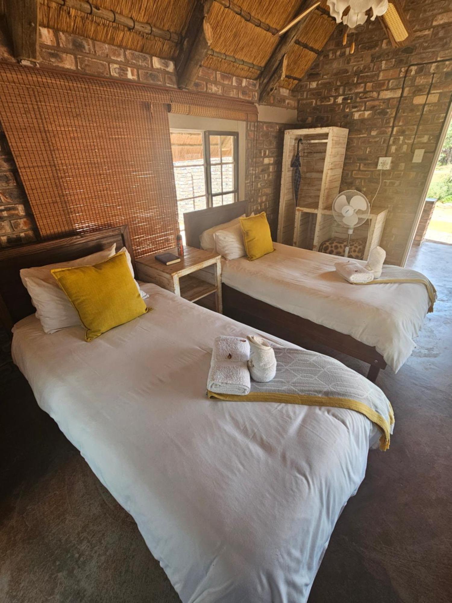 Kaoko Bush Lodge Kamanjab Экстерьер фото