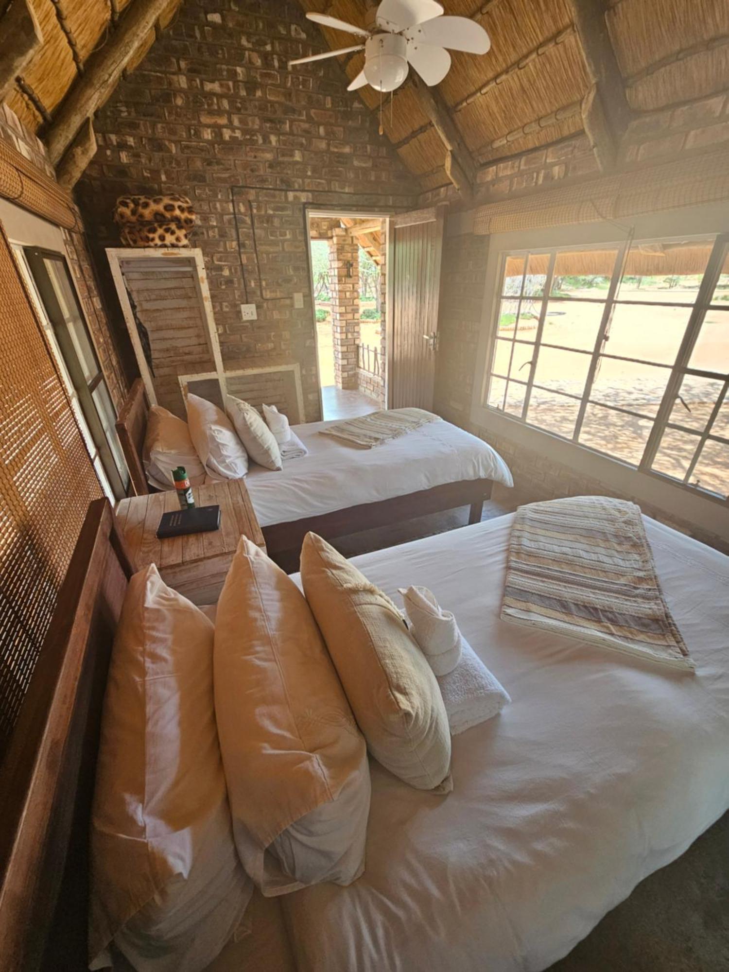 Kaoko Bush Lodge Kamanjab Экстерьер фото