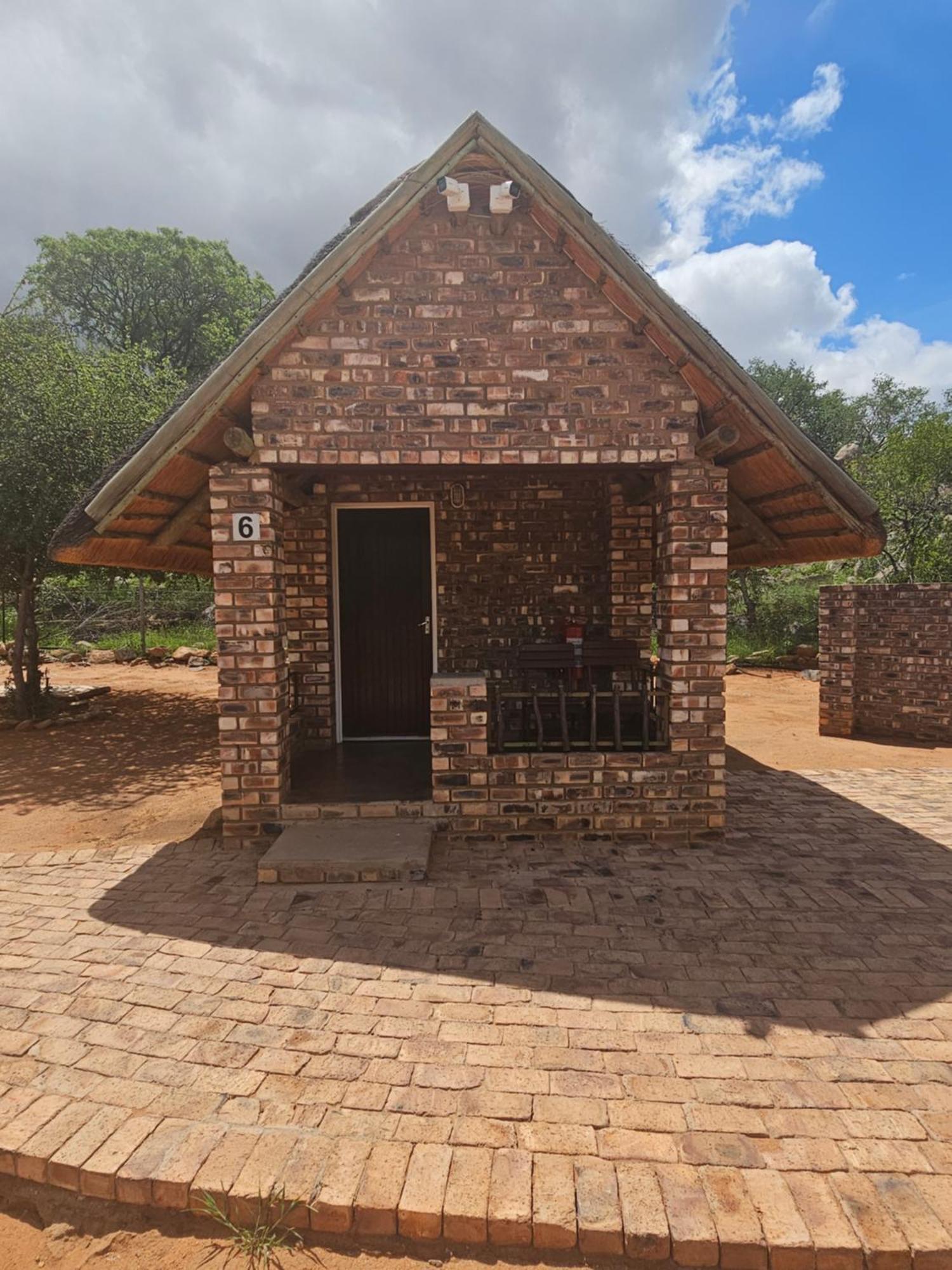 Kaoko Bush Lodge Kamanjab Экстерьер фото