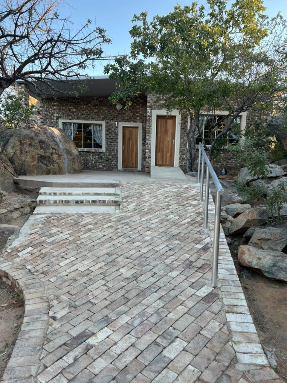 Kaoko Bush Lodge Kamanjab Экстерьер фото